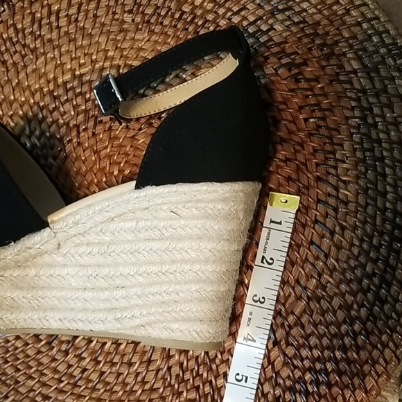 Wedges - Picture 6 of 8